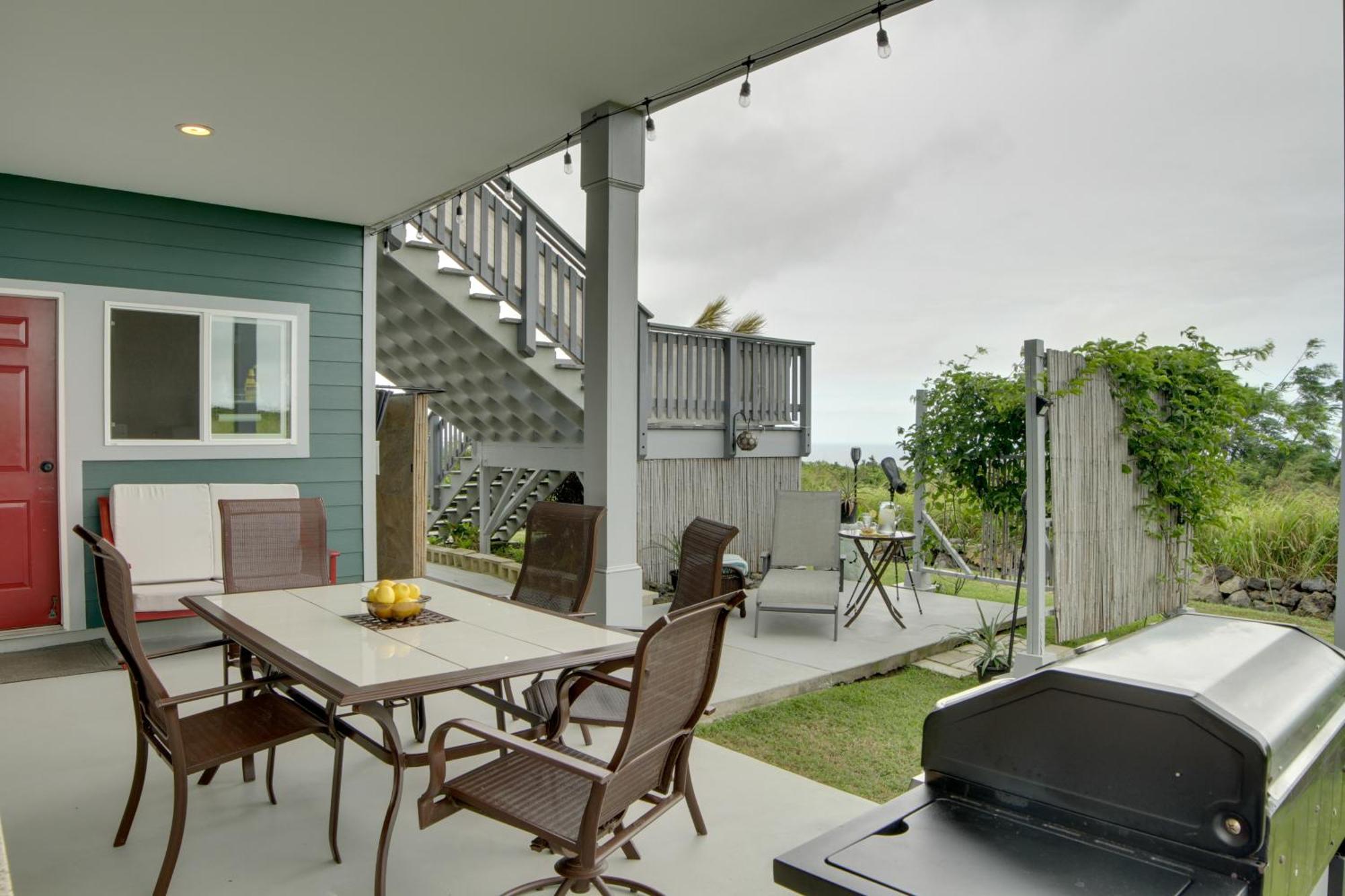 The Aloha Green House Retreat With Ocean Views! Naalehu Εξωτερικό φωτογραφία