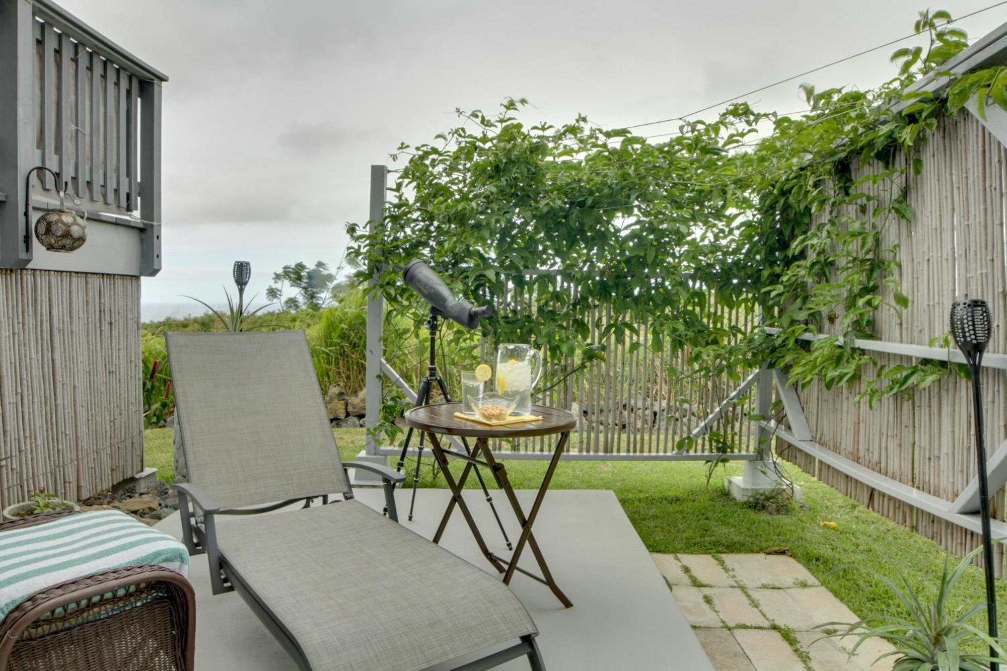 The Aloha Green House Retreat With Ocean Views! Naalehu Εξωτερικό φωτογραφία