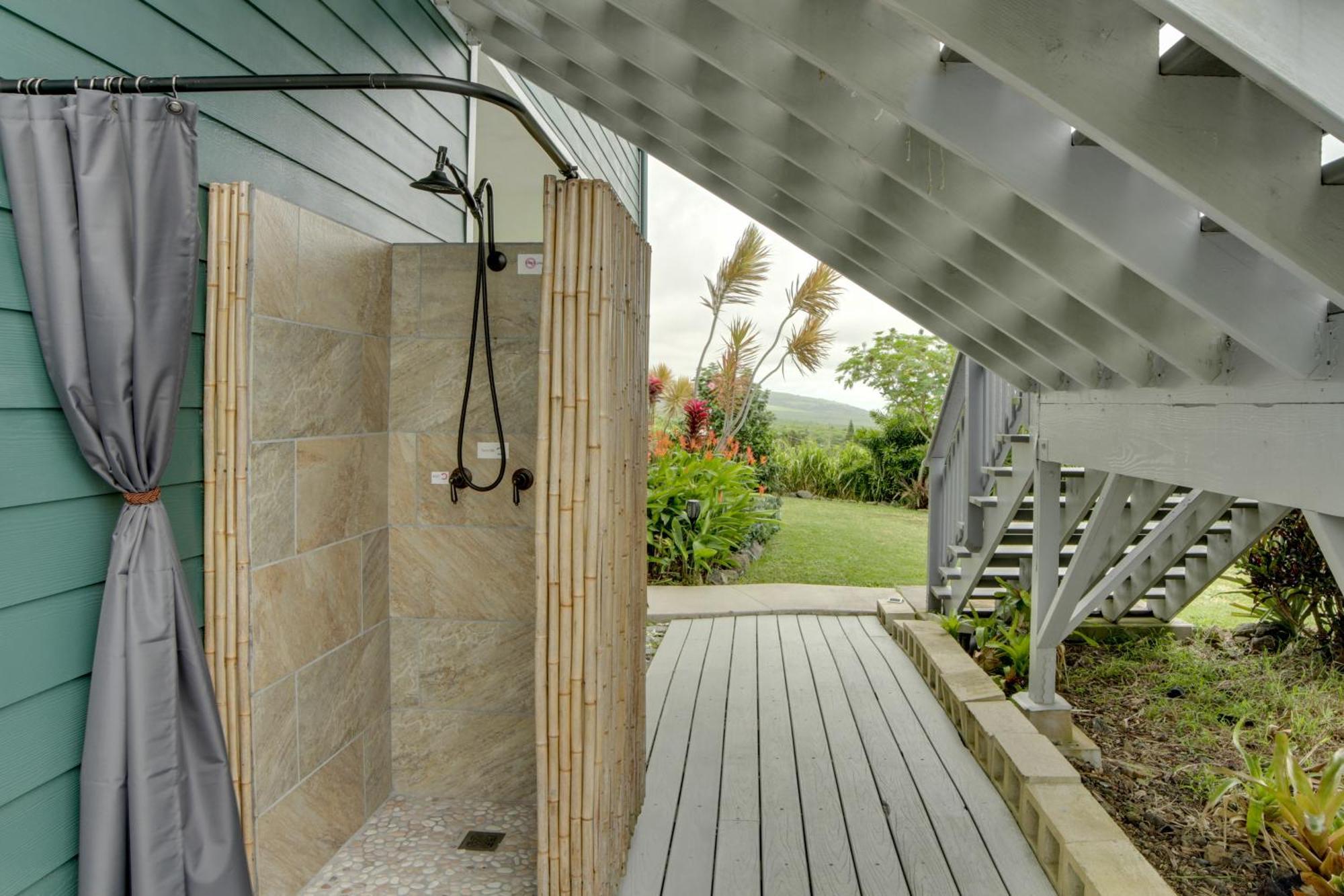 The Aloha Green House Retreat With Ocean Views! Naalehu Εξωτερικό φωτογραφία